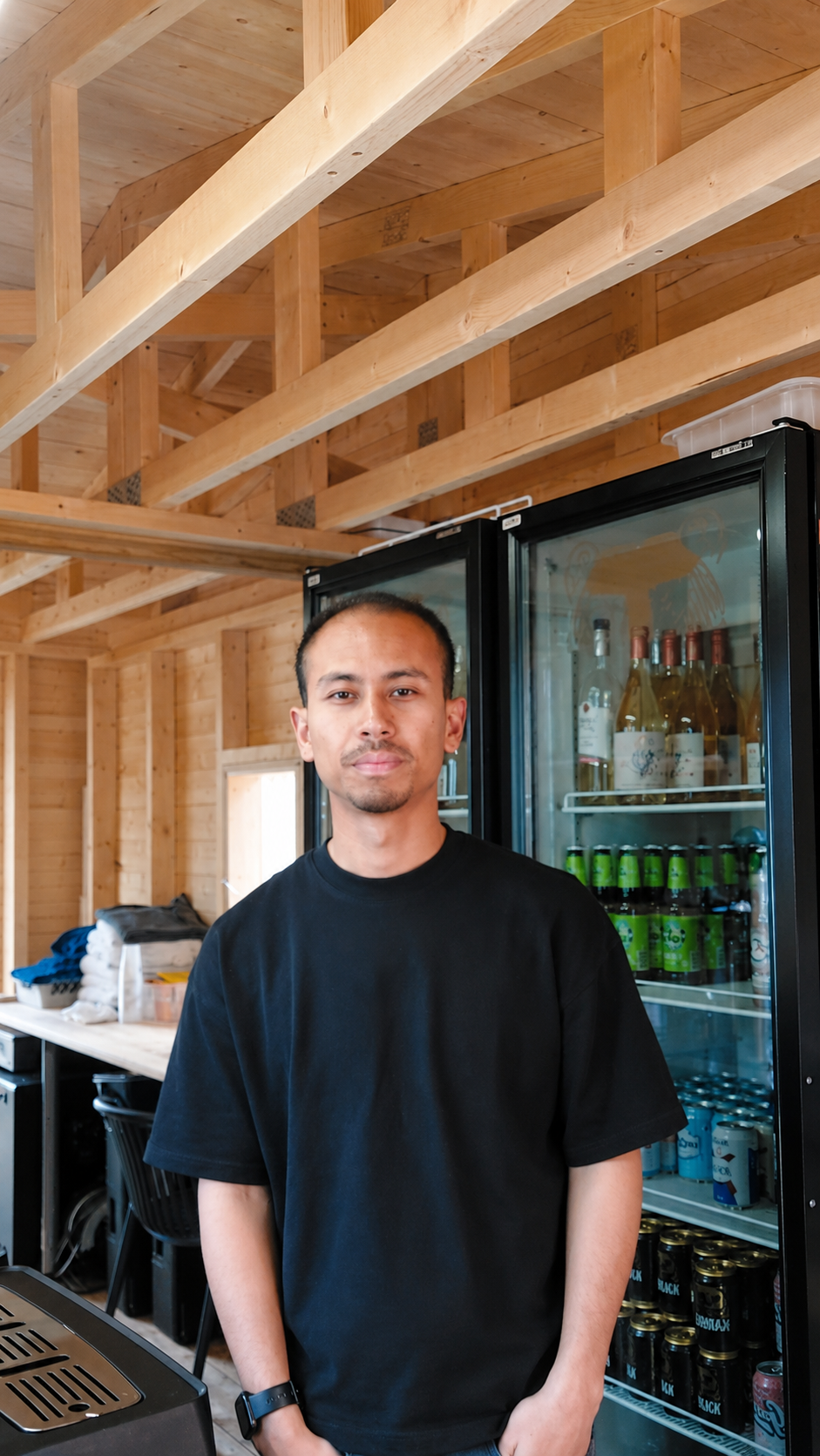 Enhanced portrait in a bar and hospitality service environment